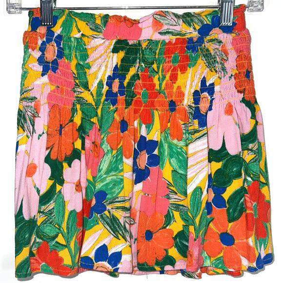 GB Gianni Bini Girls Colorful Floral Smocked Skater Skirt Size Medium - Picture 1 of 10
